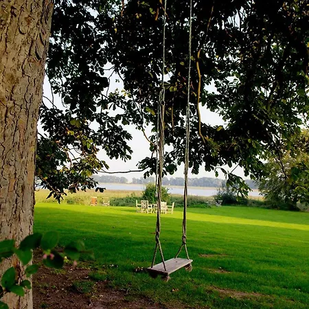 Apartament Gutshaus-grubnow-ferienwohnung-3 *