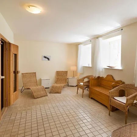 Gutshaus-grubnow-ferienwohnung-3 Apartament Grubnow