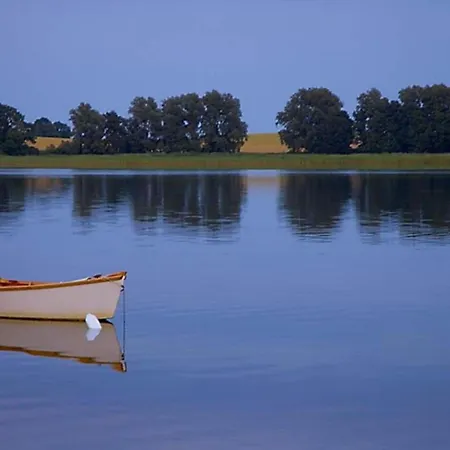 Gutshaus-grubnow-ferienwohnung-3 * Grubnow