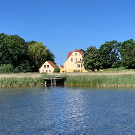 Apartament Gutshaus-grubnow-ferienwohnung-3