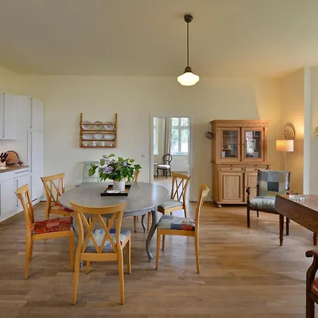 Gutshaus-grubnow-ferienwohnung-3 Grubnow